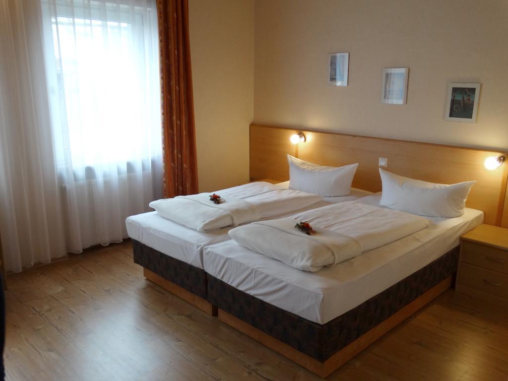 Hotel Sonne - Haus 2 Idstein Pokoj fotografie